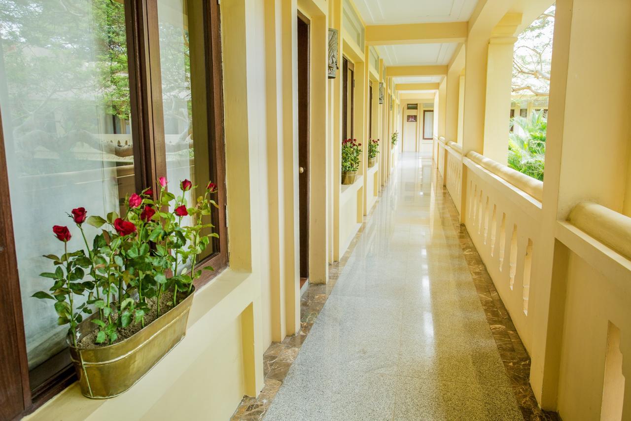 Areindmar Hotel Bagan Exteriör bild